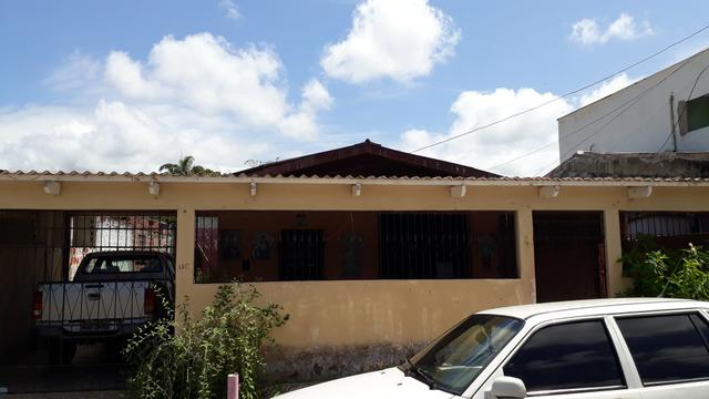 Casa no Jardim Tropical