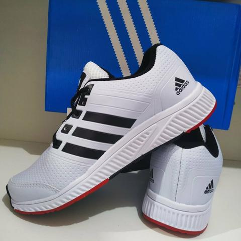 Tênis Adidas a pronta entrega