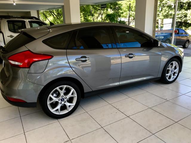 Ford Focus 2018 2.0 automático com 17 mil kms igual a zero - Foto 4
