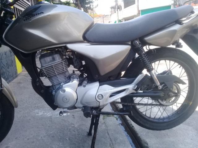Titan 150 - Foto 6