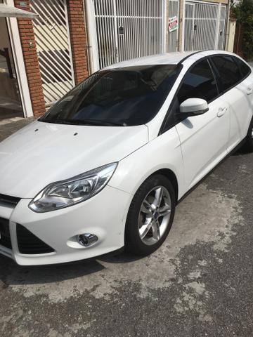 Ford Focus Sedan 2015 Automático PowerShift - Foto 2