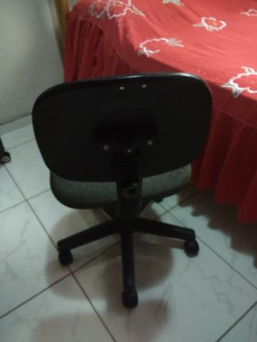 Cadeira Giratoria para Mesa 7 - Foto 3