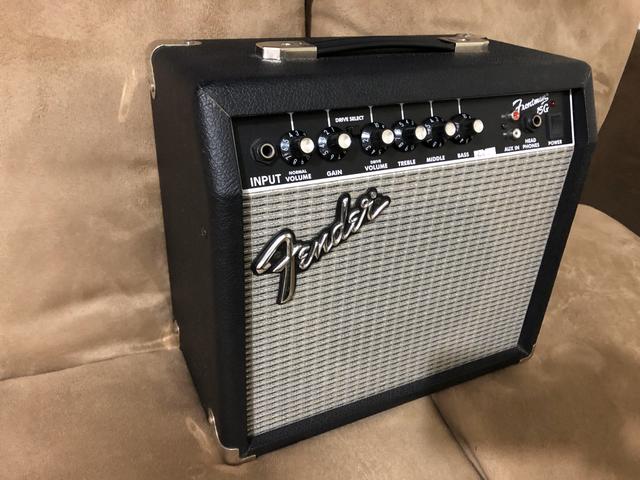 Amplificador fender frontman 15G - Foto 4