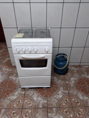 Apartamento no Petrópolis totalmente mobiliado com internet - Foto 4