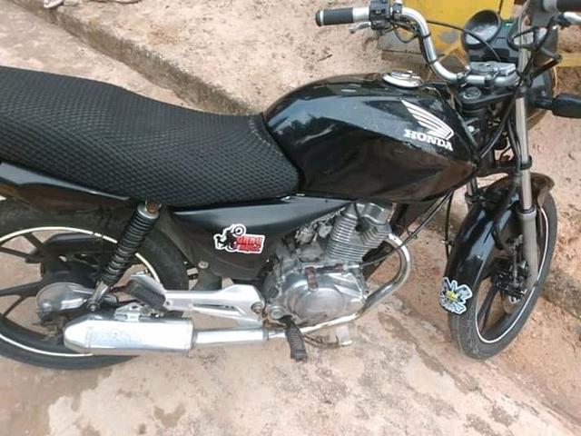 Moto CG titan 150