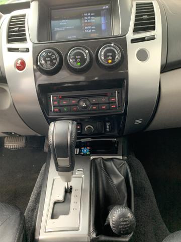 Pajero Dakar HPE 3.2 180 CV - Diesel 4x4 ( Blindado ) 2017 - Foto 8
