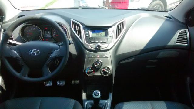 Hyundai Hb20 1.6 Comfort Style flex Manual Completo 2015 - Foto 9