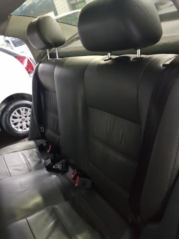 Polo sedan 1.6 2011/2012 - Foto 9