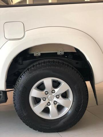 Toyota Hilux SRV 3.0 4x4 Diesel AUT. 2013 - Foto 4