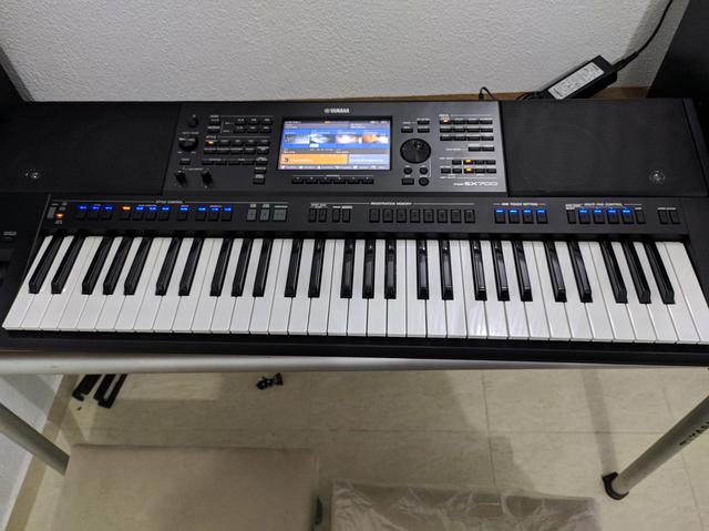 Teclado yamaha psr sx700 - Foto 2