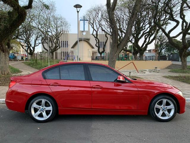 BMW 320i - Foto 6