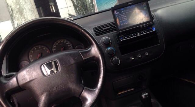 Honda civic ano 2003 em dias - Foto 2