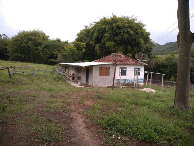 Sítio em Carvalhos Mg