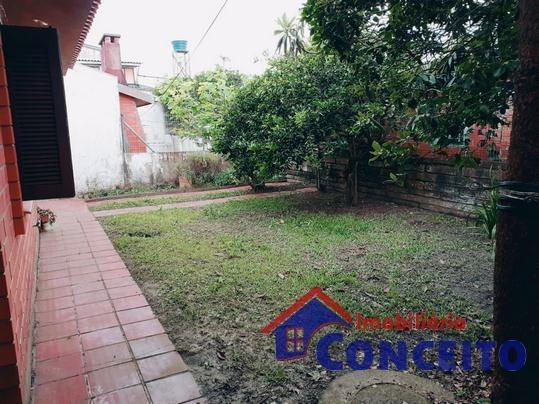 C04 - Linda residência próxima à Avenida principal - Foto 8