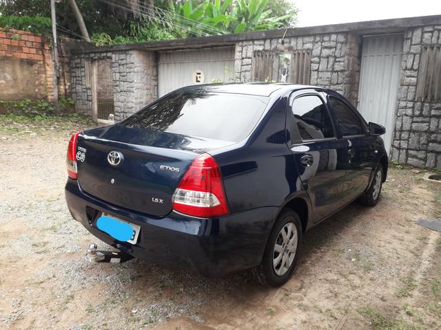 Etios sedan 15/16 - Foto 2