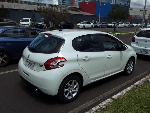 Peugeot 208 active pack automa´tico 2014/2015 - Foto 4
