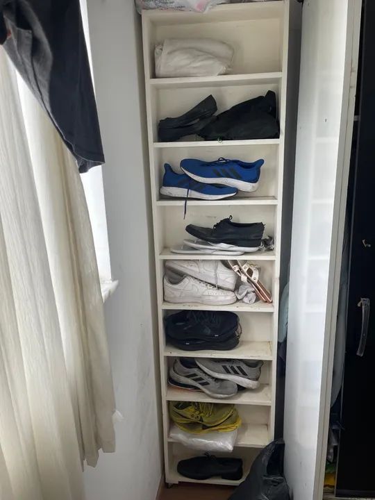 Vendo prateleira para calçados ou enfeites 