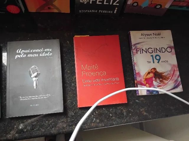 Livros à venda - Foto 3