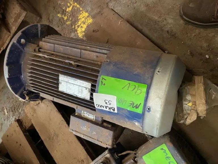 Motoredutor Sew Eurodrive com Redução 1:29,27 9 Cv - Foto 2