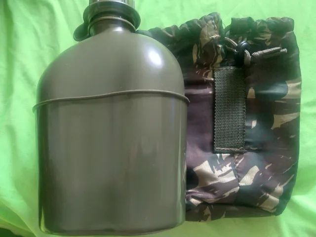  Cantil tipo militar com capa de camuflagem  - Foto 2