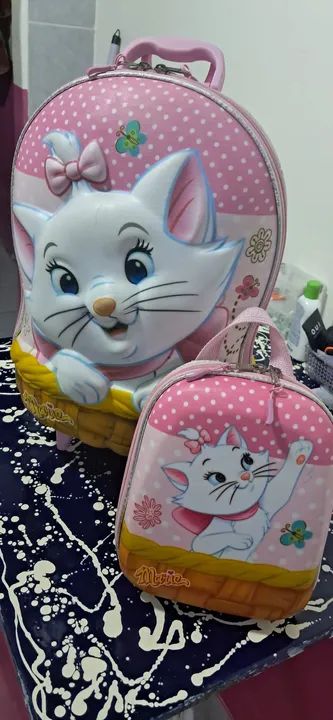 Mochila e Lancheira da Marie.