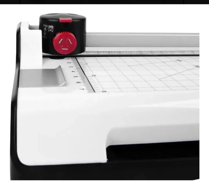 Plastificadora A4 e refiladora Mazzilli  - Foto 3