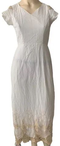 Vestido Longo Com Bordados - Foto 2