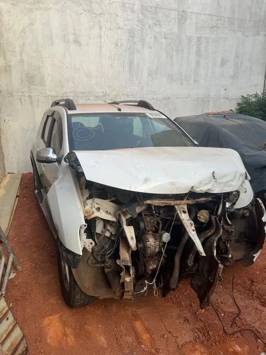 Sucata Duster 2015 para retirada de peças  - Foto 5