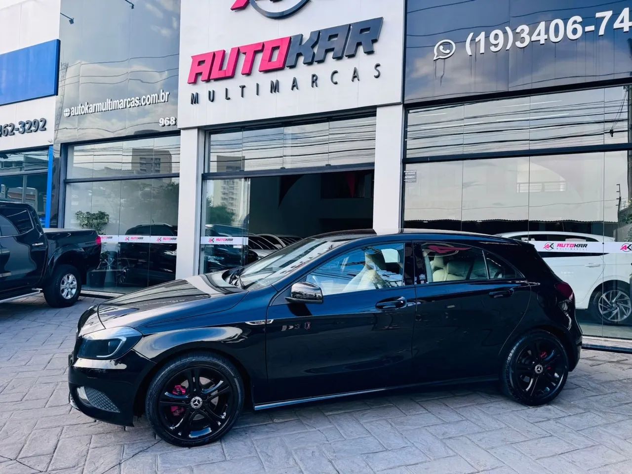 MERCEDES BENS A200 1.6 URBAN AUTOMÁTICO 2014