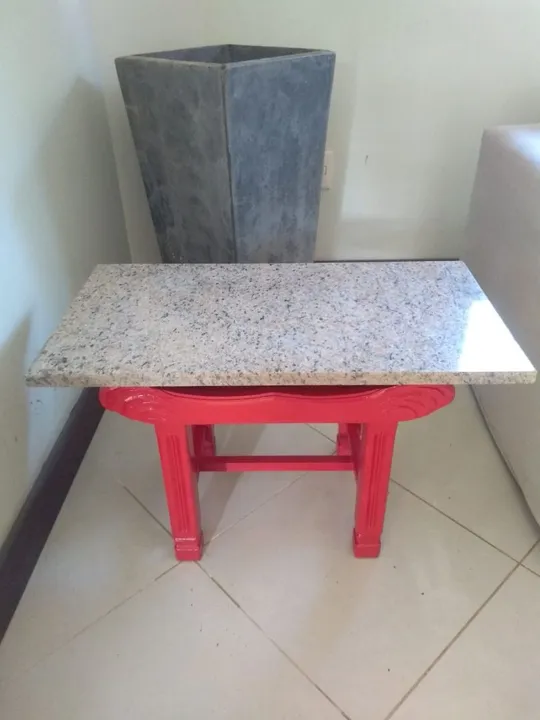 Mesa de Centro Granito e Madeira