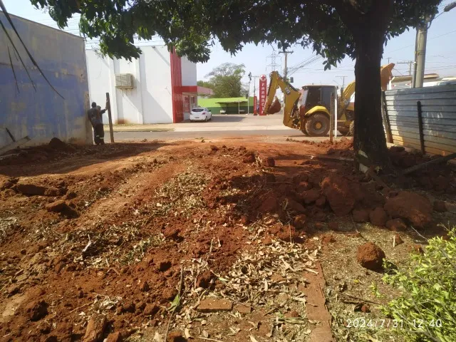 ALUGO TERRENO EM ÁREA COMERCIAL - LEIA A DESCRIÇÃO 