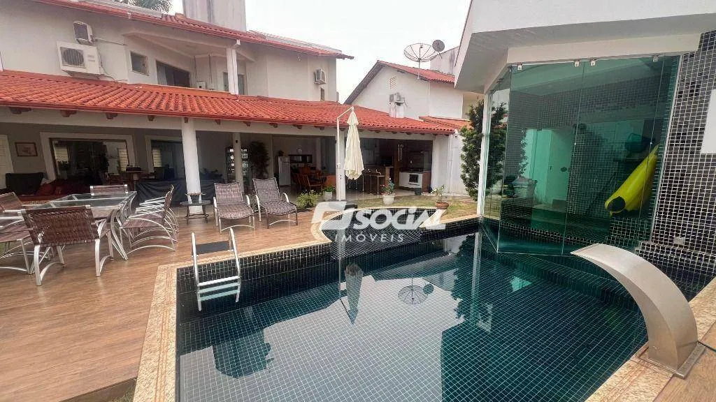 Sobrado com 3 dormitórios à venda, 340 m² por R$ 2.100.000,00 - Agenor de Carvalho - Porto