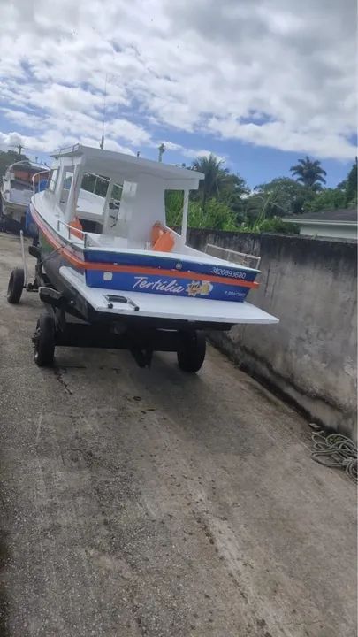 Barco de Turismo 2021 - 10+1 - motor perkins 4cc - Foto 9