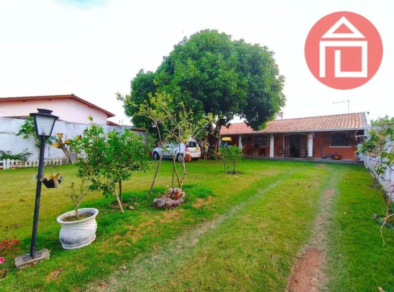 Casa / Chácara dentro da cidade com 2 dormitórios à venda, 104 m² por R$ 499.000 - Residen
