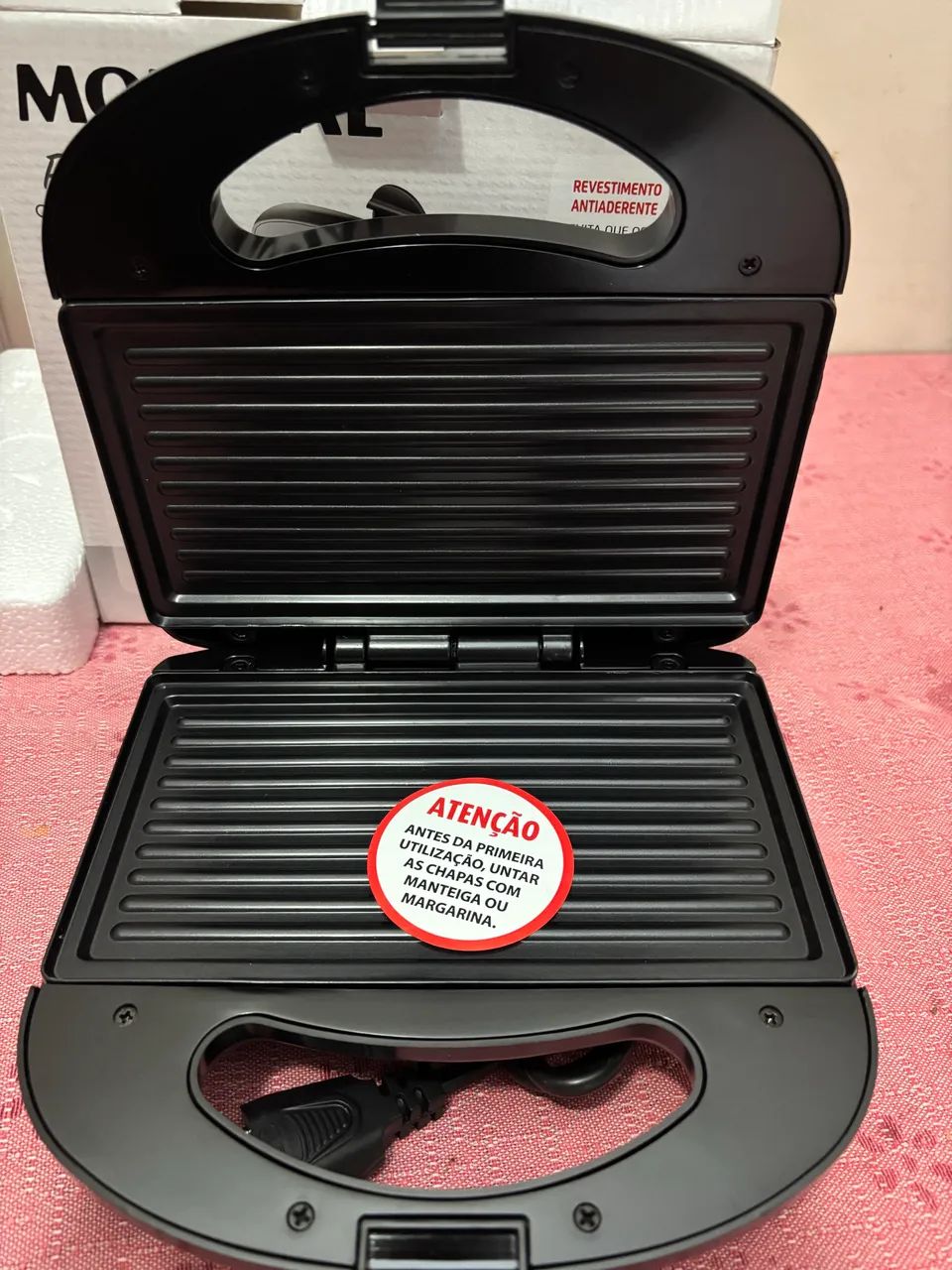 Sanduicheira Grill Mondial na caixa - Foto 3