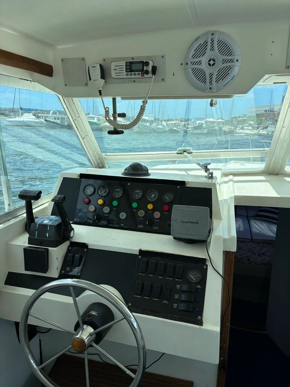 Lancha Carbrasmar 32.2 Versão pescaria - Foto 10