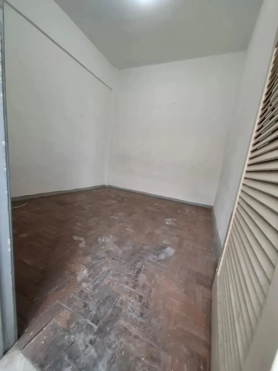VENDO OU ALUGO APTO 1 QUARTO CENTRO CASCADURA, RJ