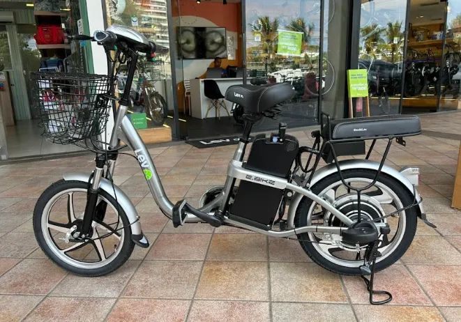 E-BIKE LEV- SEMI NOVA 