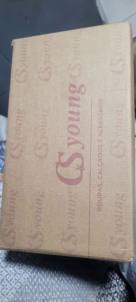 Tênis Feminino CS. Young