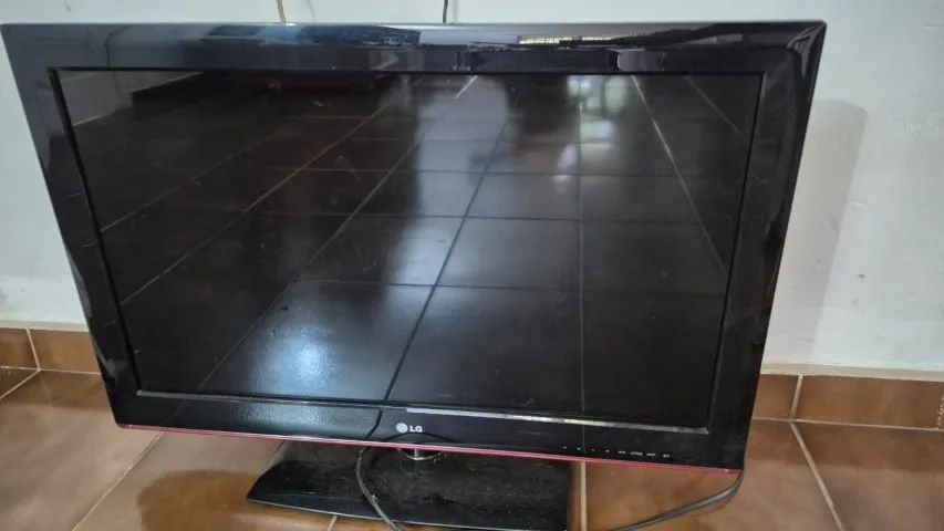 TV LG 32 Polegadas LED 3D (32LM3400) Completa com Controle Remoto - Foto 4