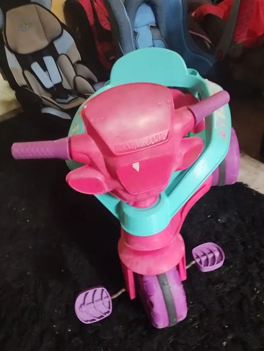 Triciclo infantil para decoração de quarto - Foto 2
