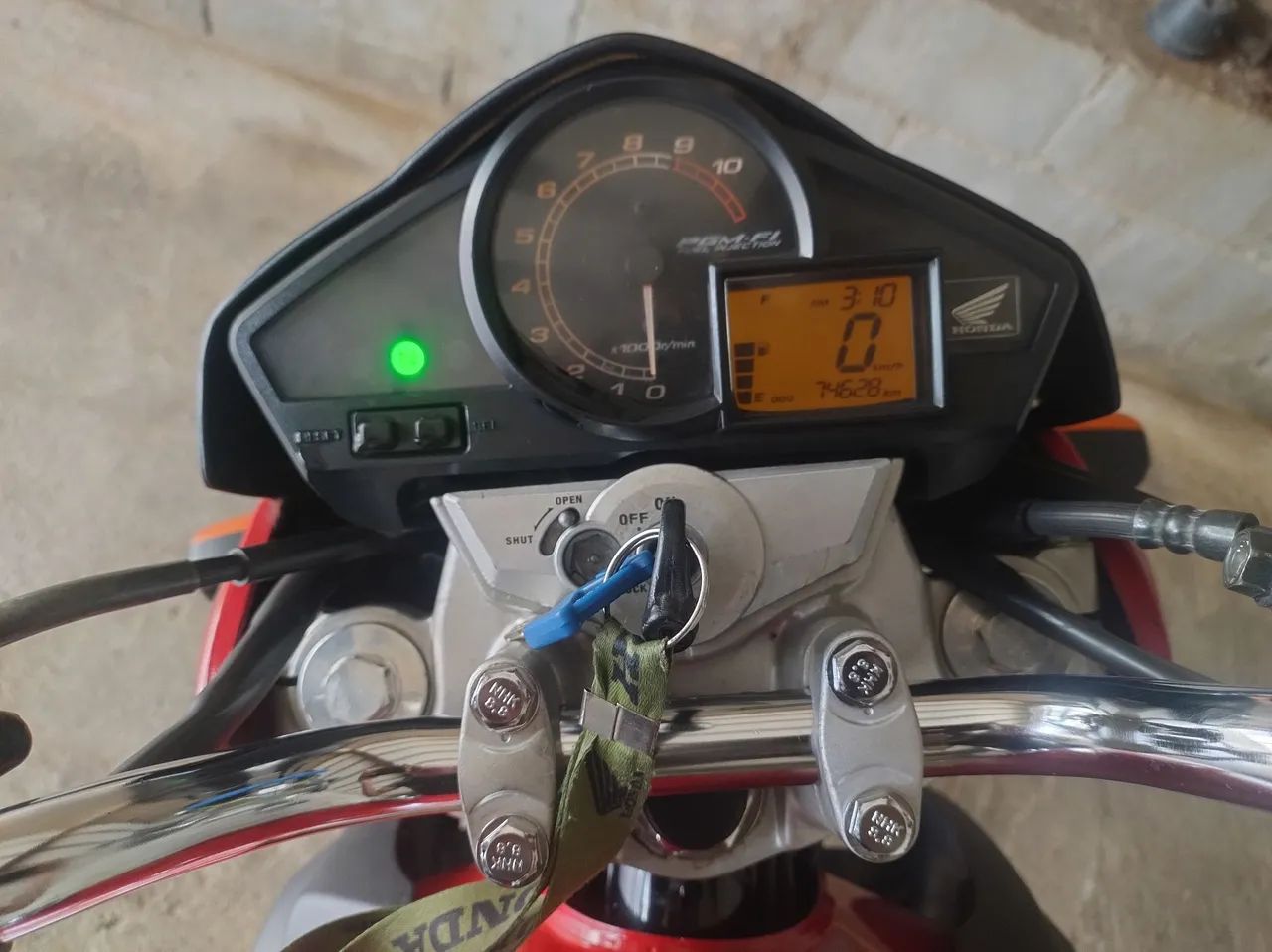 Moto CB 300  - Foto 3