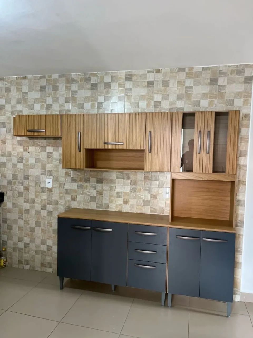 Armário de Cozinha Completo em Madeira