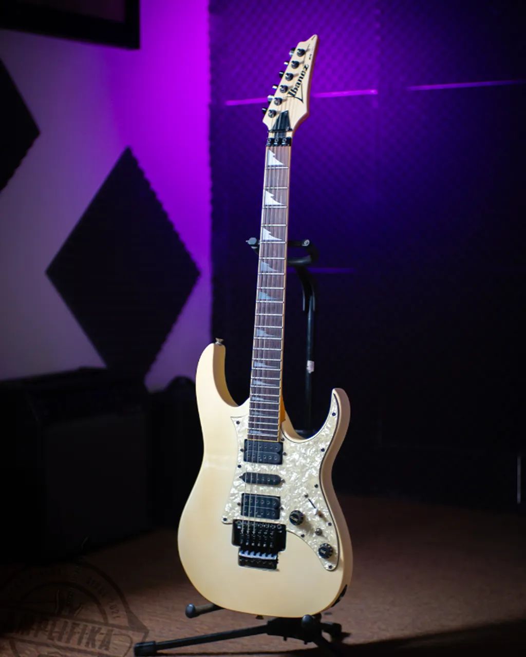 Guitarra Elétrica Superstrato Ibanez RG450 DX WH Korea 1997  (PROMOÇÃO)
