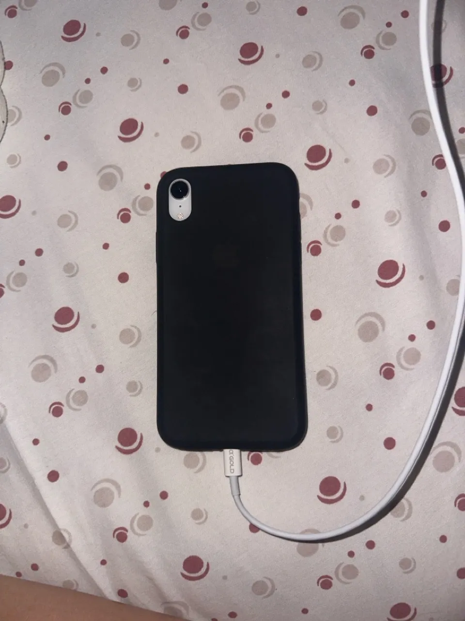 iPhone XR-128gb