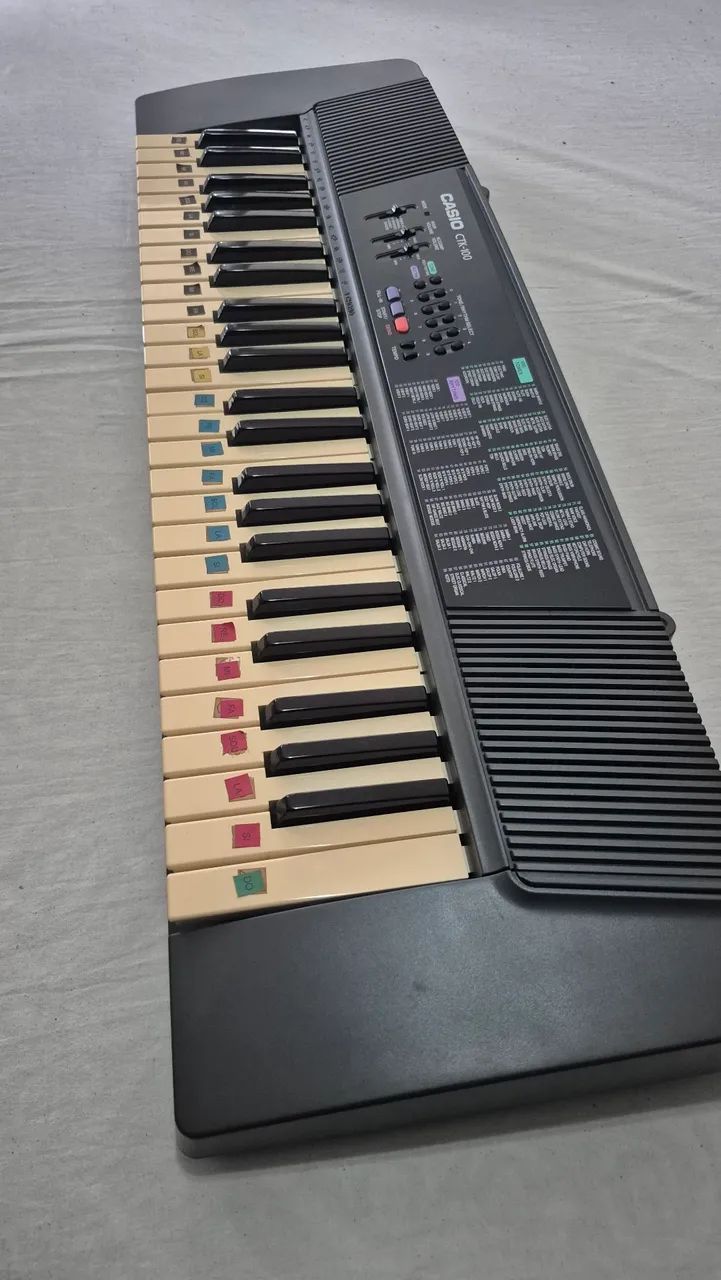 Teclado Casio CTK 100 novinho  - Foto 2