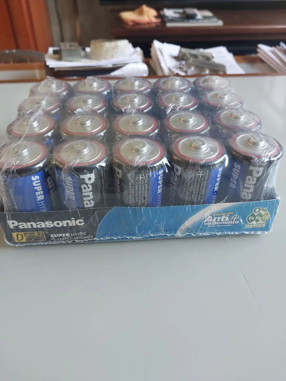 Bandeja ou Kit com 20 PILHAS Panasonic Tamanho D. Novas. 
