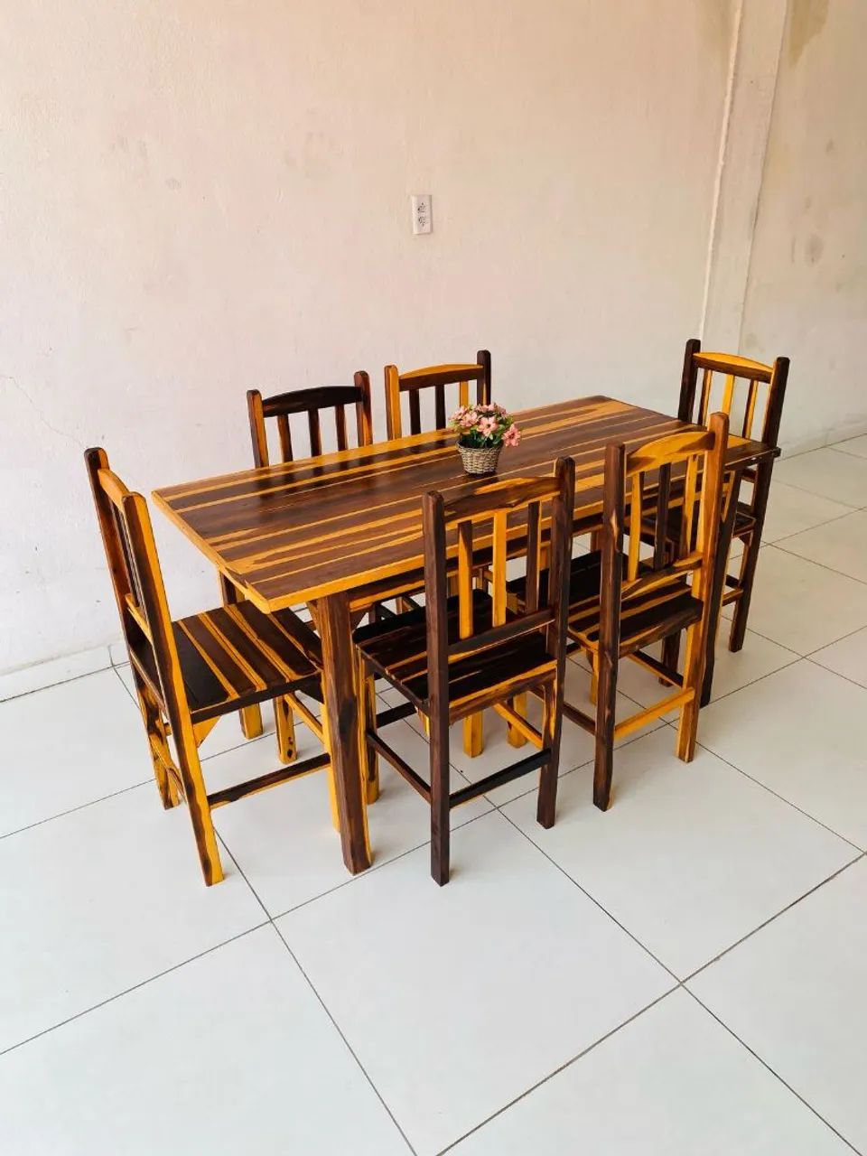 Mesa de Jantar de Madeira pau branco  - Foto 4