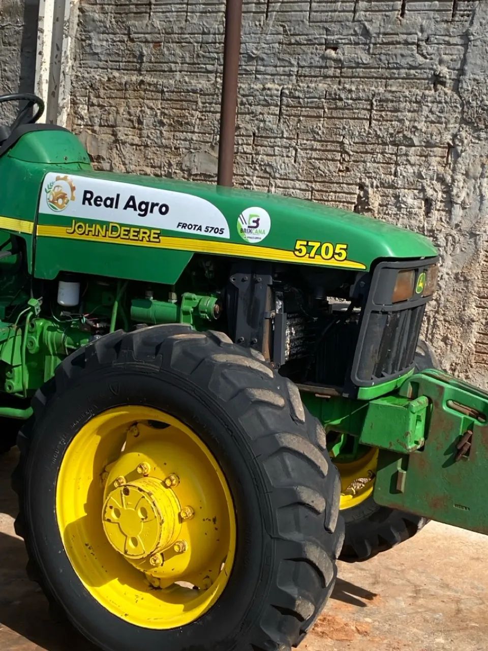 Trator 5705 Jhon Deere  - Foto 4