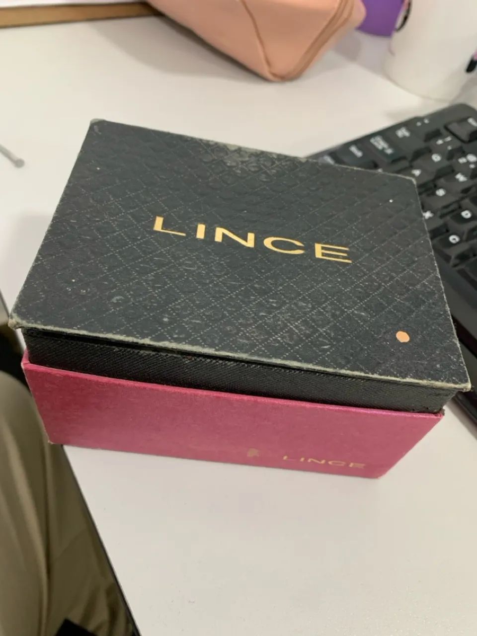 Relógio Lince Dourado com Detalhes em Strass - Foto 4